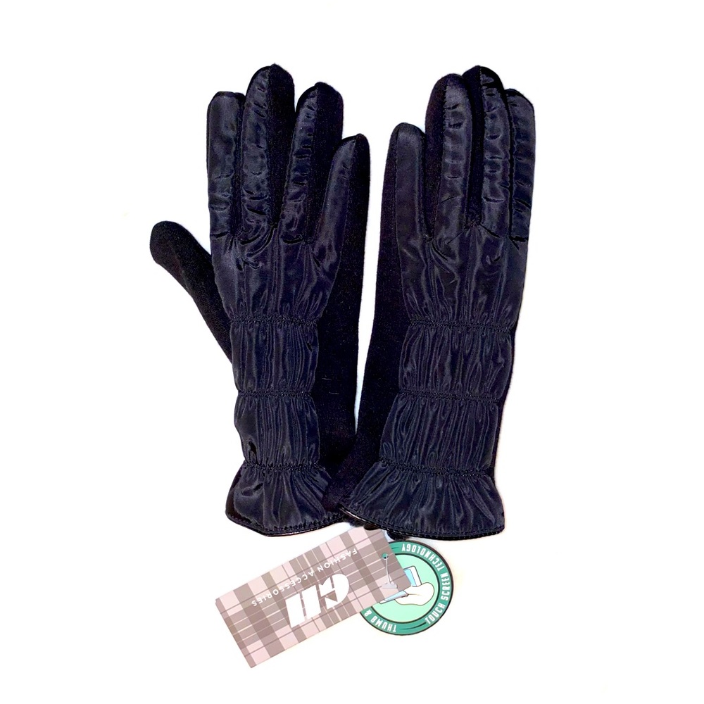 WEATHER TECH GLOVES
BLACK - ONE SIZE